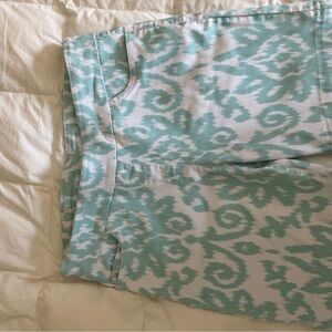Golf shorts! Aqua and White Patterned shorts!